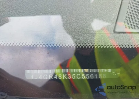 2005 Jeep Grand Cherokee Laredo z USA, uszkodzony, nr VIN 1J4GR48K35C556188